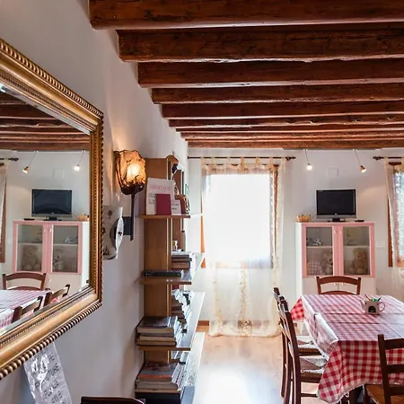 Ca Miracoli Apartment Venice