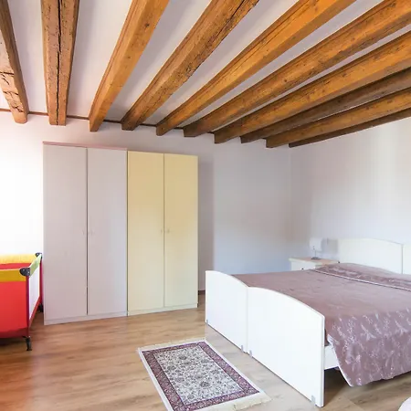 Apartment Ca Miracoli *