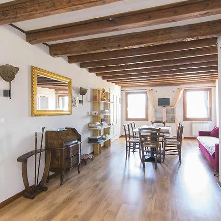 Ca Miracoli Apartment *