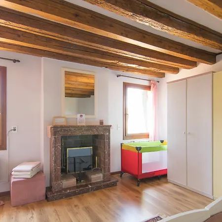 Apartment Ca Miracoli *